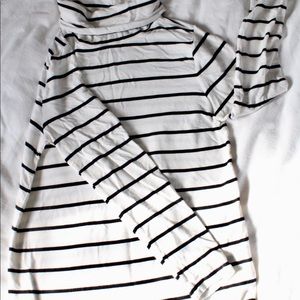Women’s turtle neck tunic